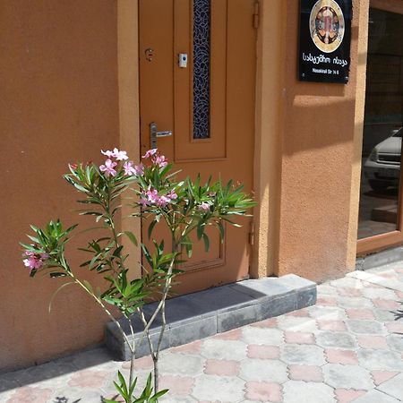 Hotel Isaka Tiflis Habitación foto