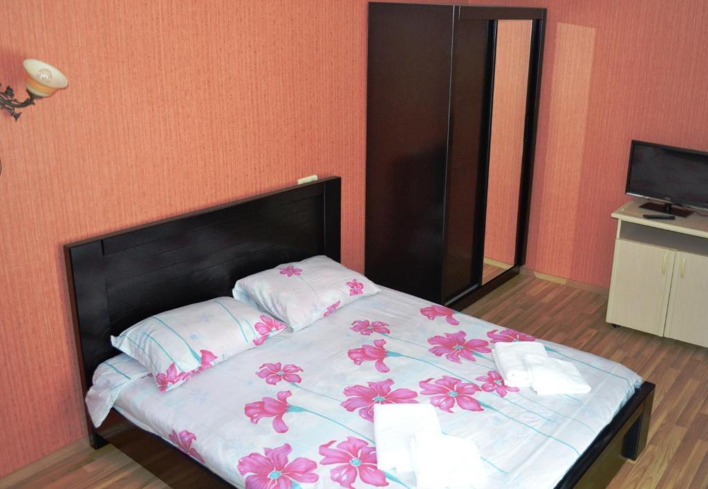 Hotel Isaka Tiflis Habitación foto